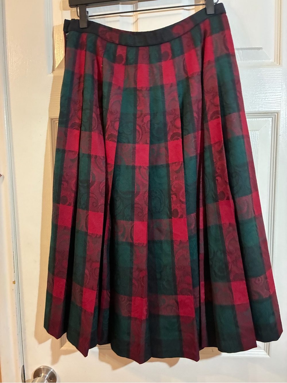 Vintage Pendleton plaid midi skirt is crafted from pure wool from 80s